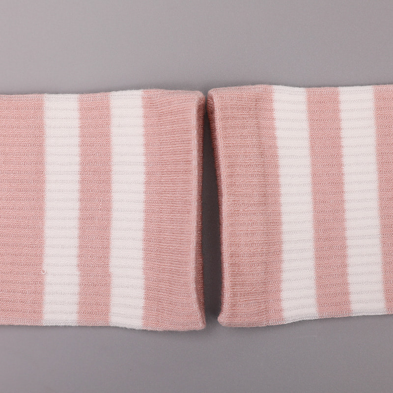 Myk spunnet silke nylon dekket med ammoniakk 2 horisontale strimler og forsterkede håndsydde damesokker WSD1536
