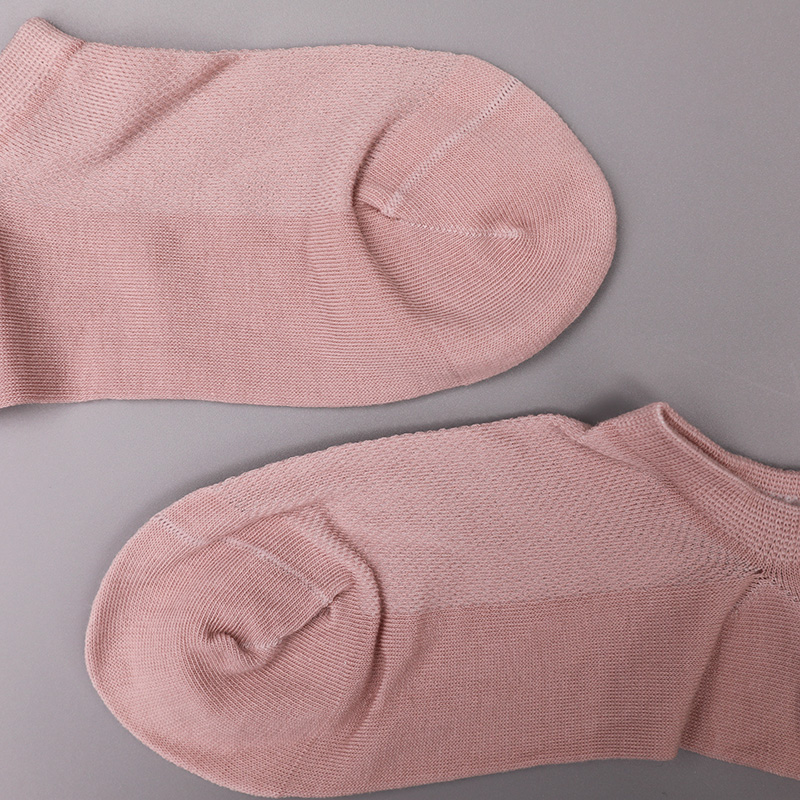 Ultratynne, kjemmet bomull, nylon og spandex vanlige halvmaskede håndsydde sokker for kvinner WSD1673