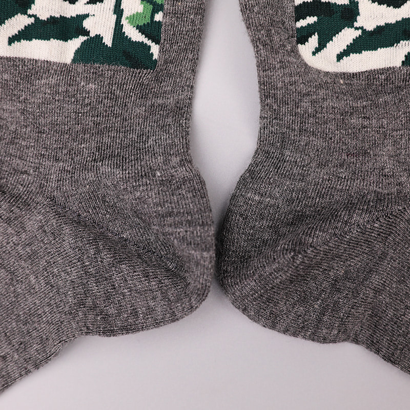Myk spunnet silke nylon innpakket spandex imitasjon 3D-trykt jacquard håndsydd høst og vinter herresokker WSD2850