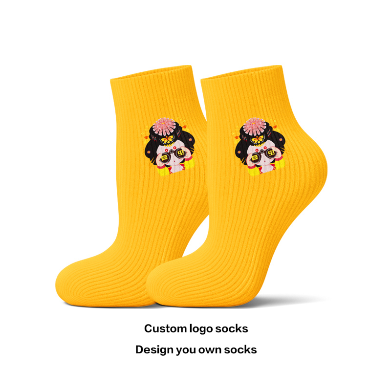 Egendefinerte sokker Hot Selger Custom Logo Printed Sokker Polyester Blank White Tube Sublimering 3d Print Custom Socks Printing